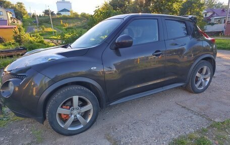 Nissan Juke II, 2011 год, 915 000 рублей, 8 фотография