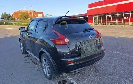 Nissan Juke II, 2011 год, 915 000 рублей, 17 фотография