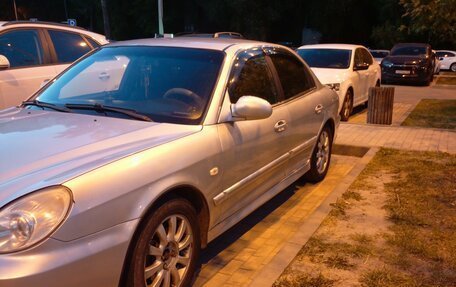 Hyundai Sonata IV рестайлинг, 2004 год, 320 000 рублей, 4 фотография