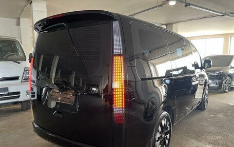 Hyundai Staria, 2025 год, 7 987 000 рублей, 15 фотография