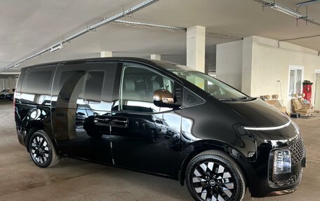 Hyundai Staria, 2025 год, 7 987 000 рублей, 14 фотография
