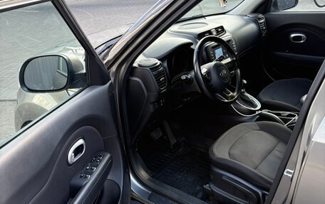 KIA Soul II рестайлинг, 2017 год, 1 600 000 рублей, 8 фотография