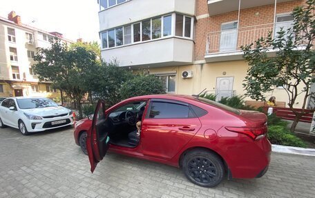 Hyundai Solaris II рестайлинг, 2017 год, 1 200 000 рублей, 3 фотография