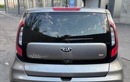 KIA Soul II рестайлинг, 2017 год, 1 600 000 рублей, 3 фотография