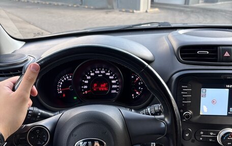 KIA Soul II рестайлинг, 2017 год, 1 600 000 рублей, 13 фотография