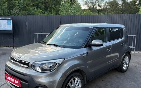 KIA Soul II рестайлинг, 2017 год, 1 600 000 рублей, 2 фотография