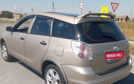 Toyota Matrix, 2002 год, 480 000 рублей, 23 фотография