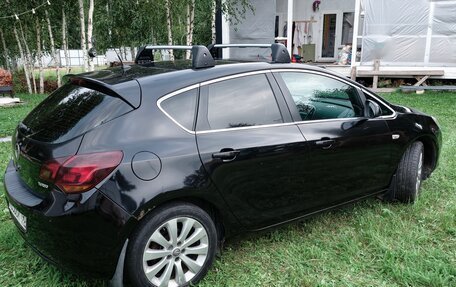 Opel Astra J, 2011 год, 650 000 рублей, 4 фотография