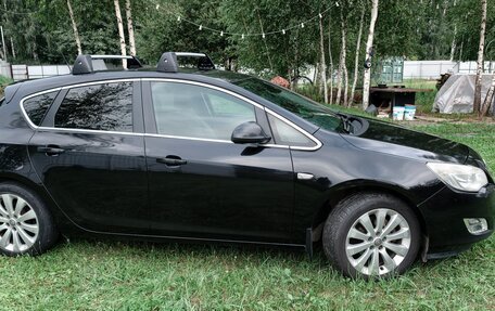 Opel Astra J, 2011 год, 650 000 рублей, 6 фотография
