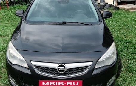Opel Astra J, 2011 год, 650 000 рублей, 12 фотография