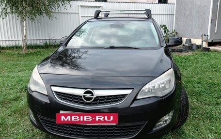 Opel Astra J, 2011 год, 650 000 рублей, 8 фотография