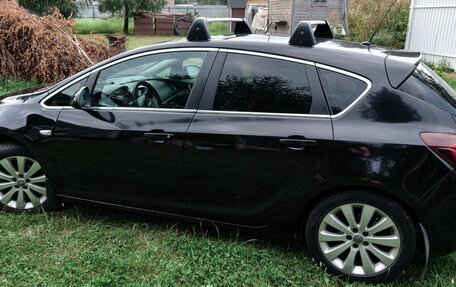 Opel Astra J, 2011 год, 650 000 рублей, 27 фотография