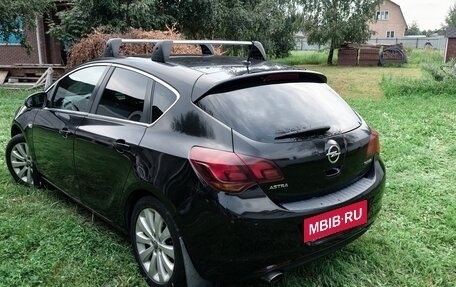Opel Astra J, 2011 год, 650 000 рублей, 18 фотография
