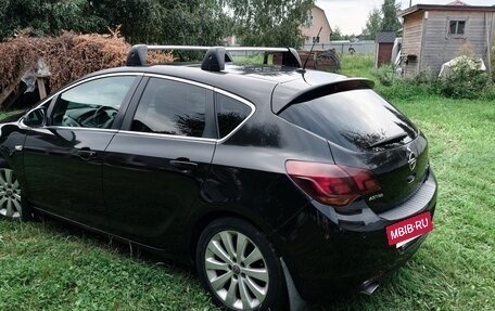 Opel Astra J, 2011 год, 650 000 рублей, 17 фотография
