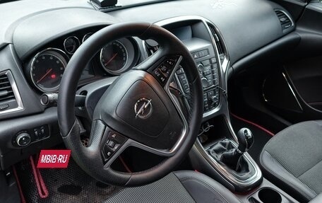 Opel Astra J, 2011 год, 650 000 рублей, 30 фотография