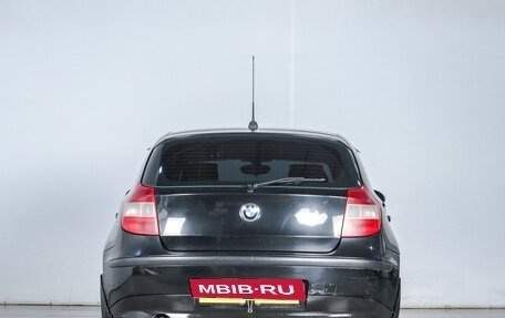 BMW 1 серия, 2005 год, 689 000 рублей, 6 фотография