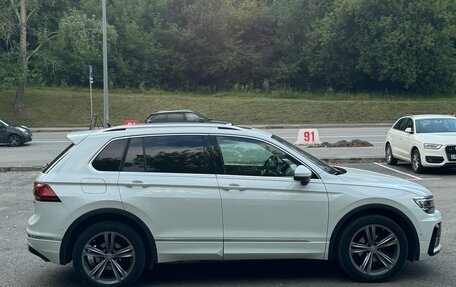 Volkswagen Tiguan II, 2018 год, 2 950 000 рублей, 4 фотография