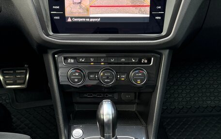Volkswagen Tiguan II, 2018 год, 2 950 000 рублей, 16 фотография