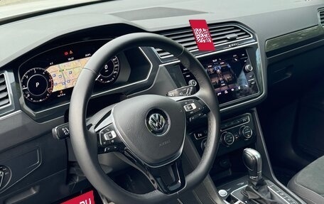 Volkswagen Tiguan II, 2018 год, 2 950 000 рублей, 11 фотография