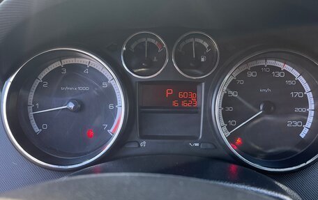 Peugeot 308 II, 2011 год, 530 000 рублей, 10 фотография