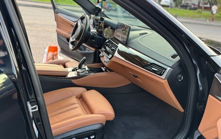 BMW 5 серия, 2020 год, 3 950 000 рублей, 19 фотография