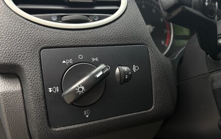 Ford Focus II рестайлинг, 2006 год, 595 000 рублей, 20 фотография