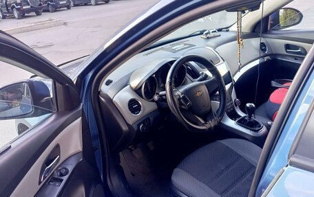 Chevrolet Cruze II, 2014 год, 800 000 рублей, 2 фотография