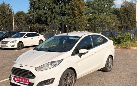 Ford Fiesta, 2015 год, 870 000 рублей, 1 фотография