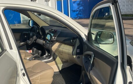 Toyota RAV4, 2010 год, 1 300 000 рублей, 9 фотография