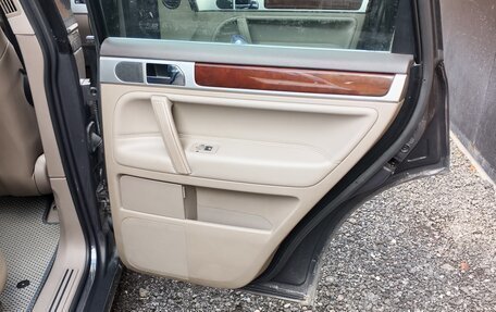 Volkswagen Touareg III, 2007 год, 800 000 рублей, 11 фотография