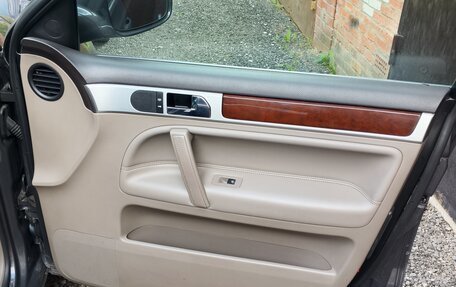 Volkswagen Touareg III, 2007 год, 800 000 рублей, 13 фотография