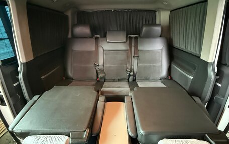 Volkswagen Multivan T5, 2012 год, 2 500 000 рублей, 5 фотография