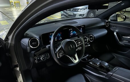 Mercedes-Benz A-Класс, 2019 год, 2 316 500 рублей, 11 фотография