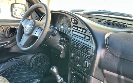 Chevrolet Niva I рестайлинг, 2017 год, 705 000 рублей, 12 фотография