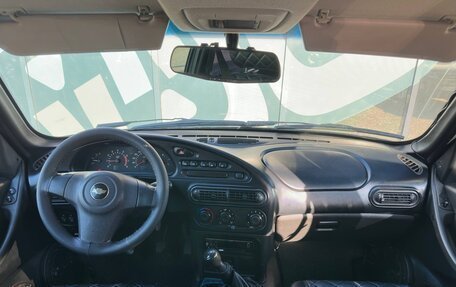 Chevrolet Niva I рестайлинг, 2017 год, 705 000 рублей, 2 фотография
