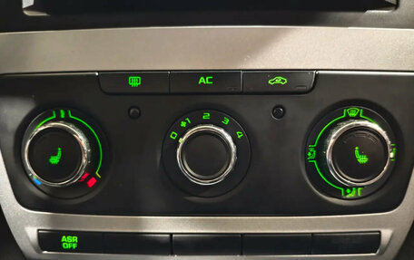 Skoda Octavia, 2012 год, 799 000 рублей, 13 фотография