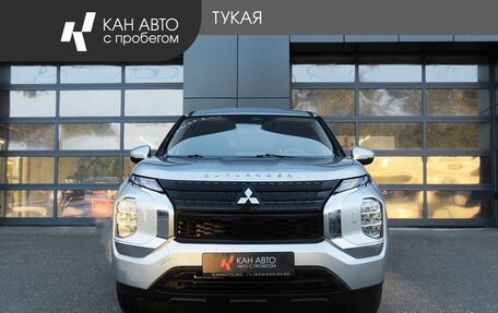 Mitsubishi Outlander, 2021 год, 2 690 000 рублей, 2 фотография