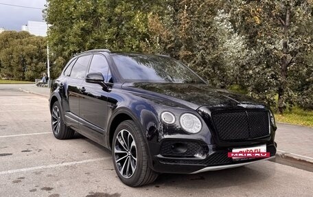 Bentley Bentayga I, 2018 год, 11 900 000 рублей, 2 фотография