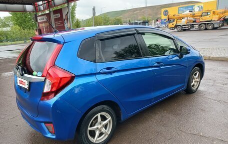 Honda Fit III, 2016 год, 990 000 рублей, 7 фотография