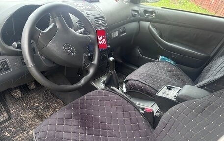 Toyota Avensis III рестайлинг, 2007 год, 680 000 рублей, 7 фотография