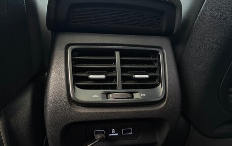 Geely Tugella FY11, 2021 год, 2 700 000 рублей, 20 фотография