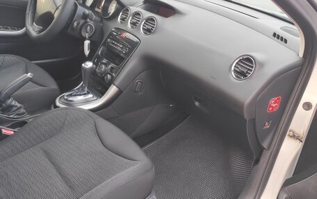 Peugeot 308 II, 2011 год, 520 000 рублей, 18 фотография