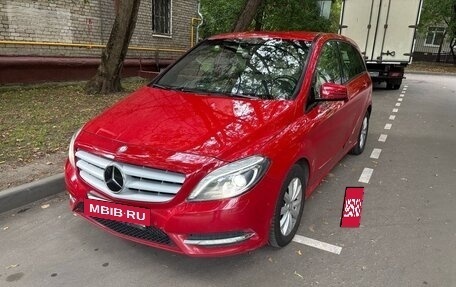 Mercedes-Benz B-Класс, 2012 год, 1 200 000 рублей, 2 фотография