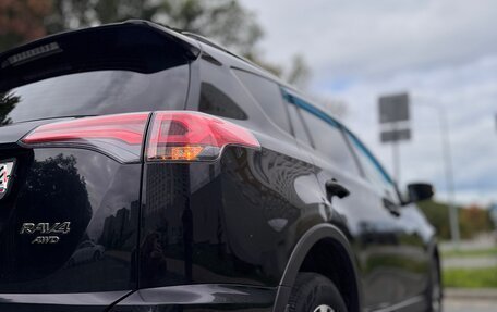 Toyota RAV4, 2018 год, 2 350 000 рублей, 9 фотография