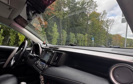 Toyota RAV4, 2018 год, 2 350 000 рублей, 20 фотография