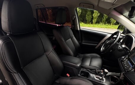 Toyota RAV4, 2018 год, 2 350 000 рублей, 18 фотография