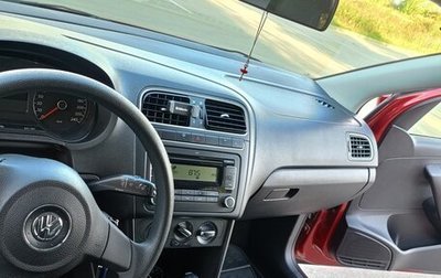 Volkswagen Polo VI (EU Market), 2012 год, 850 000 рублей, 1 фотография