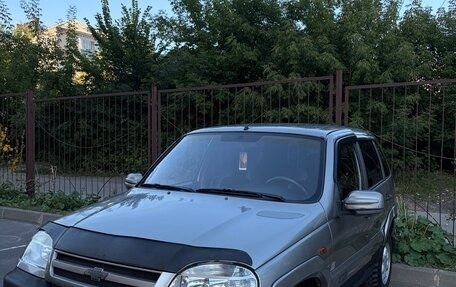 Chevrolet Niva I рестайлинг, 2008 год, 315 000 рублей, 1 фотография