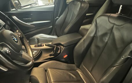 BMW 3 серия, 2018 год, 3 050 000 рублей, 3 фотография