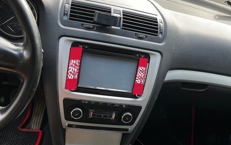Skoda Octavia, 2011 год, 800 000 рублей, 8 фотография